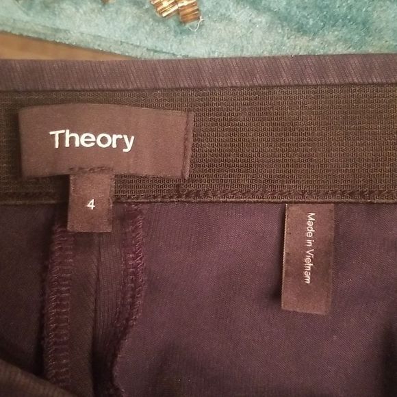 Theory Thaniel Navy Twill Stretch Crop Pants Sz. 4 EUC - Picture 9 of 12